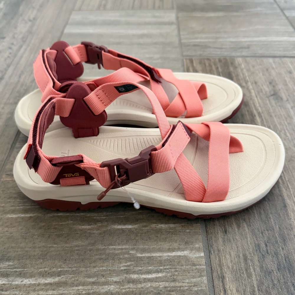 Teva Women's Hurricane Terra Dactyl Hiking Sandal size 9 New - Picture 5 of 10